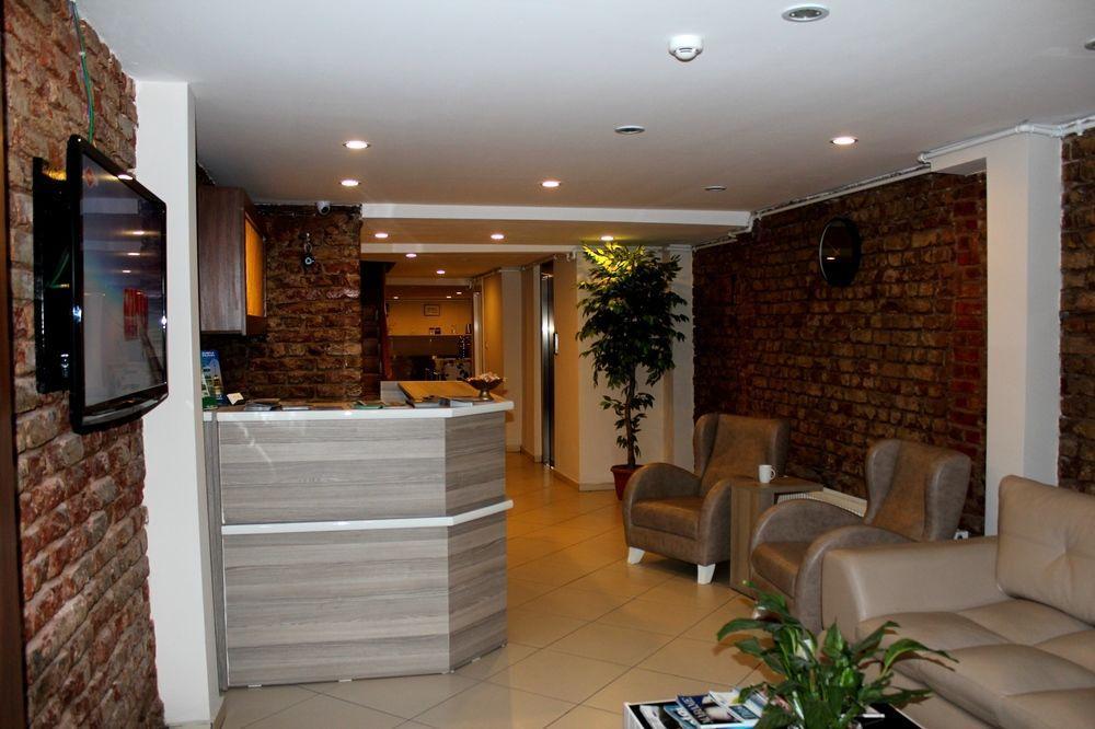 Pera Main Hotel Istanbul Bagian luar foto